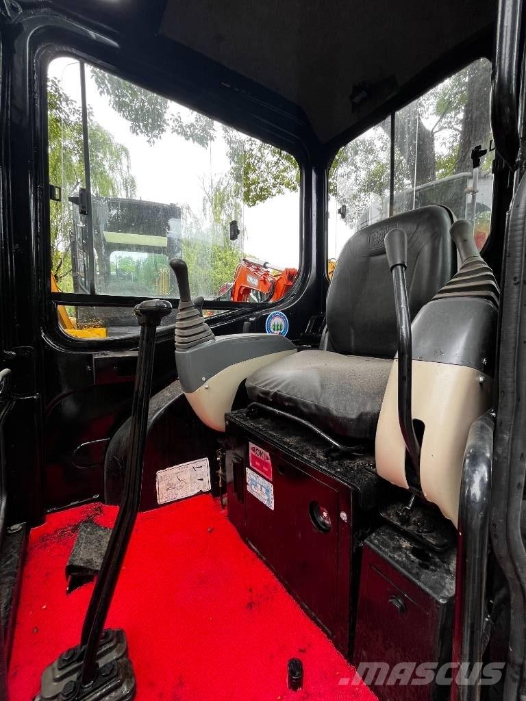 CAT 303 C CR Minigrävare < 7t