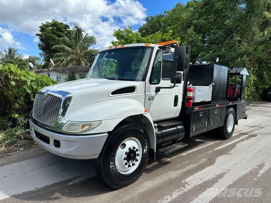 International 4300 Tankbilar