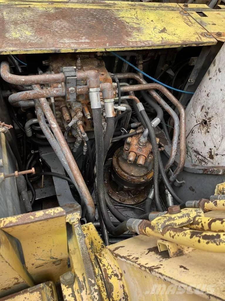 Sumitomo SH120 Bandgrävare