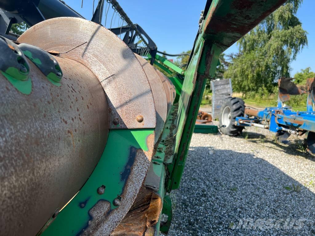 John Deere C 670 I Skördetröskor