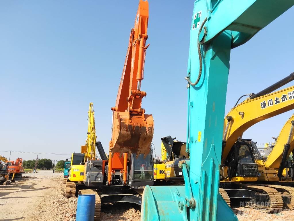 Hitachi ZX 240-3 Bandgrävare