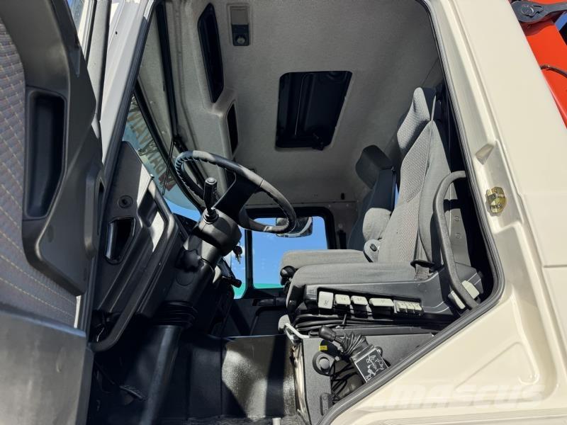 MAN 19.364 FAC Kranbilar