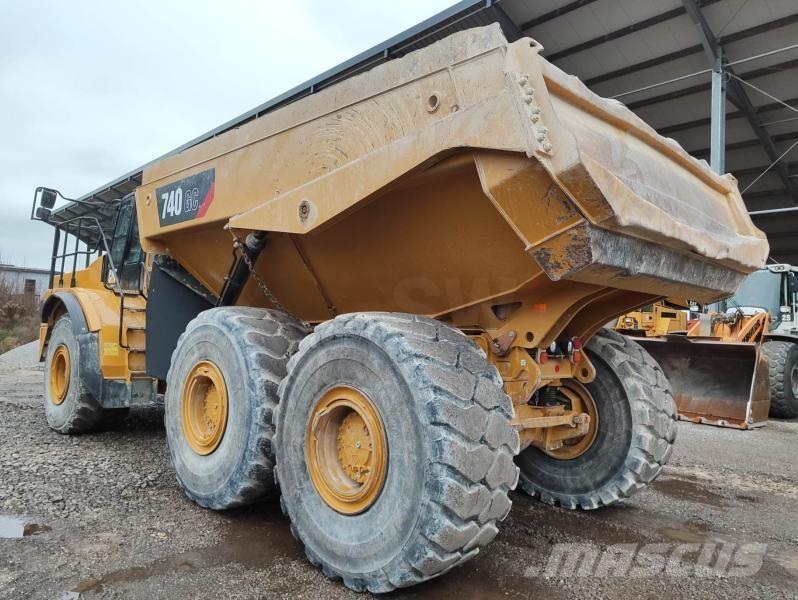 CAT 740 Midjestyrd dumper