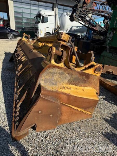 CAT D8T Bandschaktare