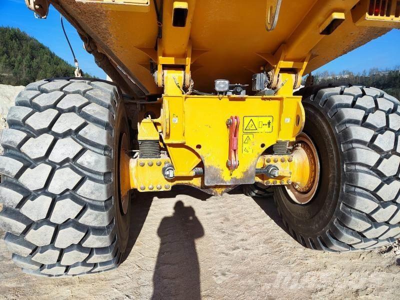 Volvo A45G Midjestyrd dumper