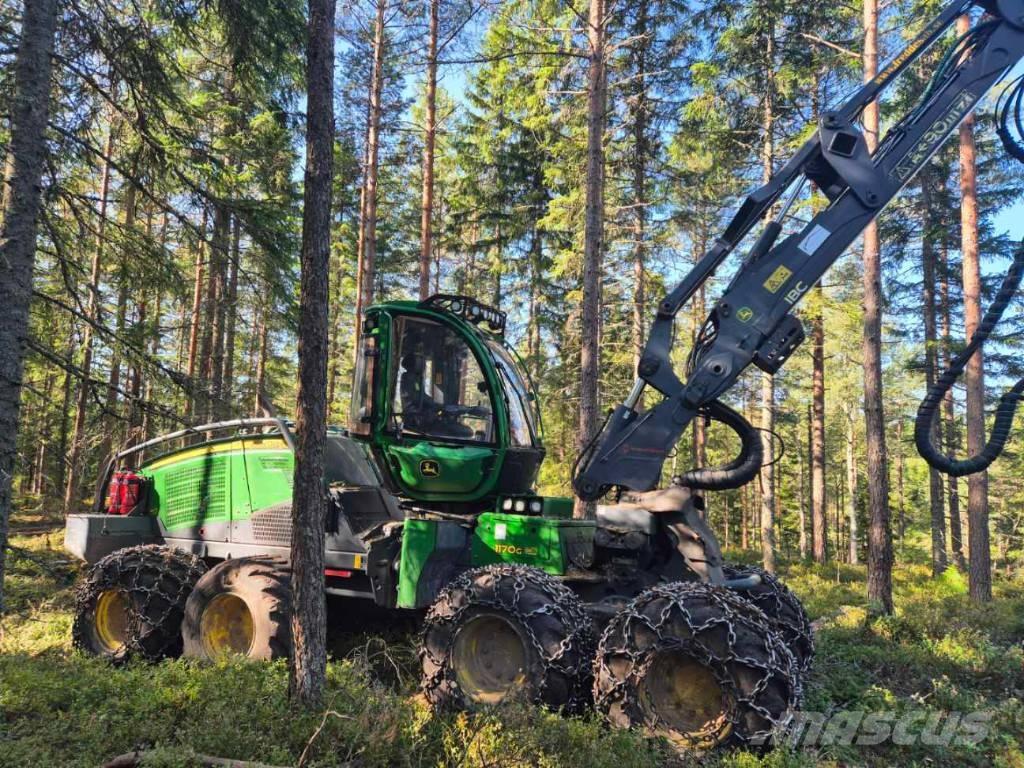 John Deere 1170 G Skördare