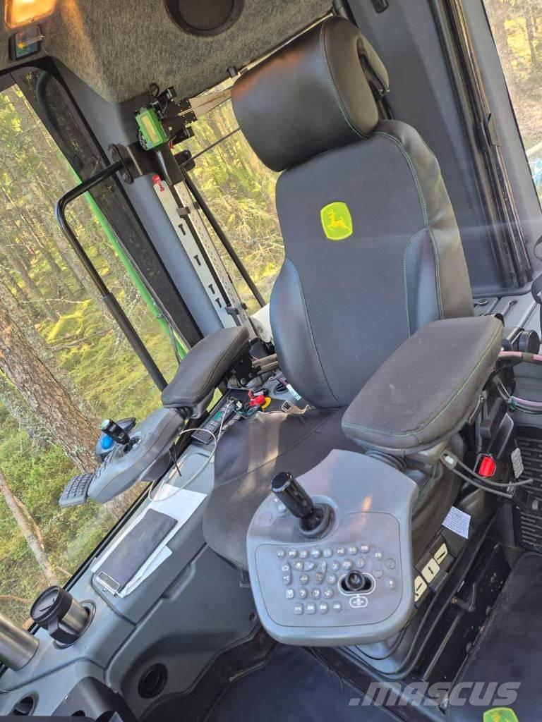 John Deere 1170 G Skördare