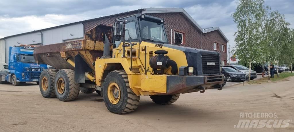 Komatsu HM 300-2 Midjestyrd dumper