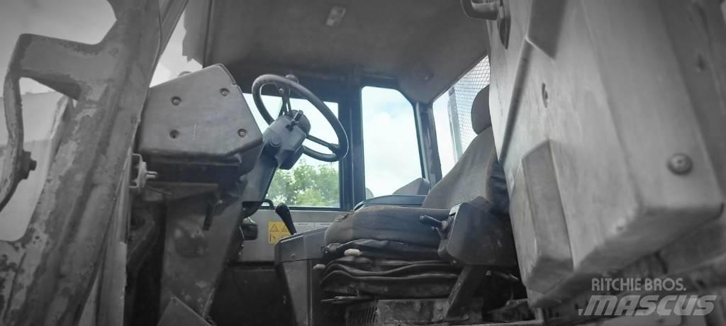 Komatsu HM 300-2 Midjestyrd dumper
