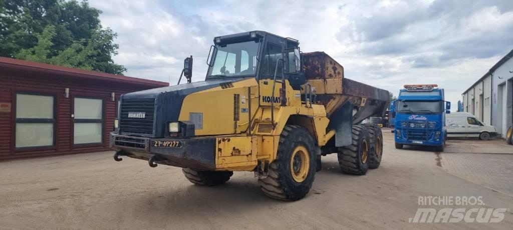 Komatsu HM 300-2 Midjestyrd dumper