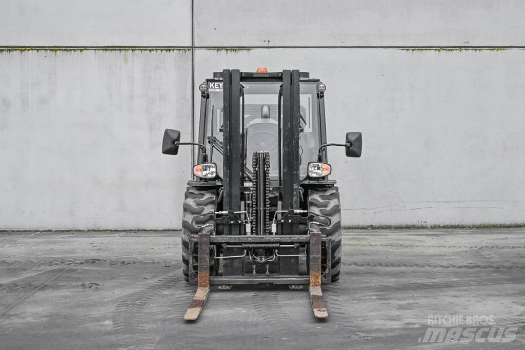 Manitou MC 25-4 Dieselmotviktstruckar