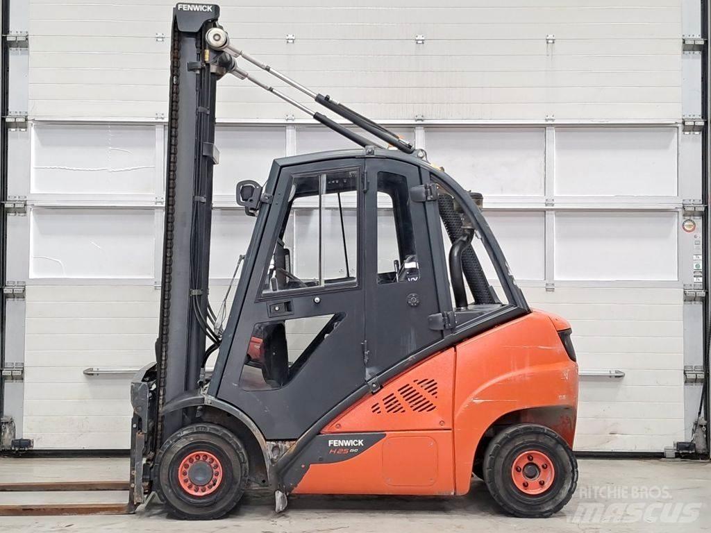 Linde H25D-02 Dieselmotviktstruckar