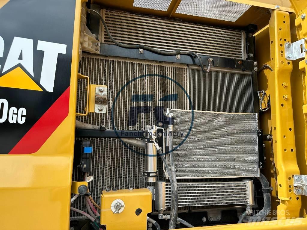CAT 330 GC Bandgrävare