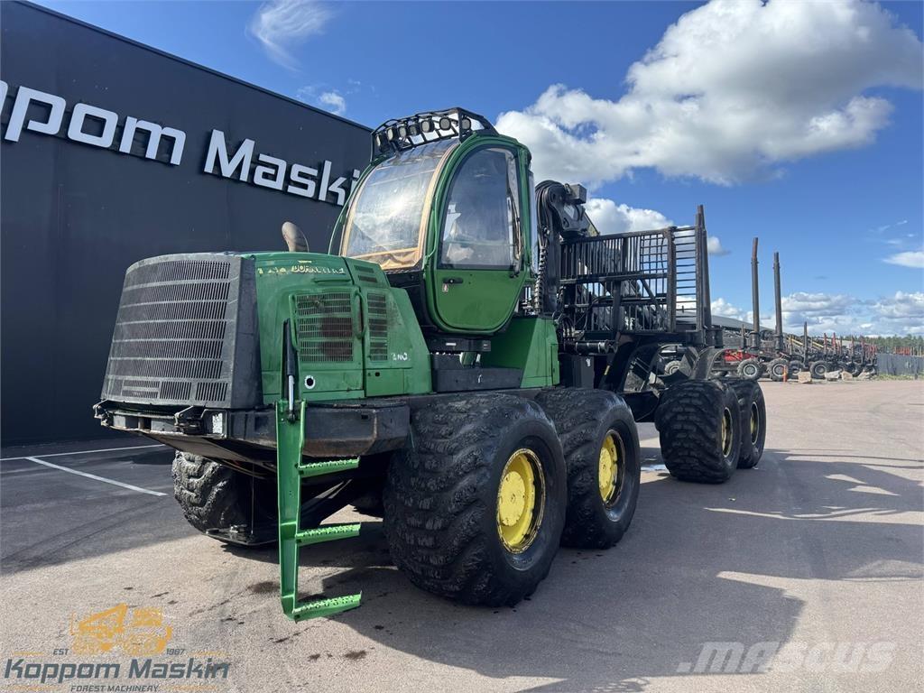 John Deere 1910E Skotare
