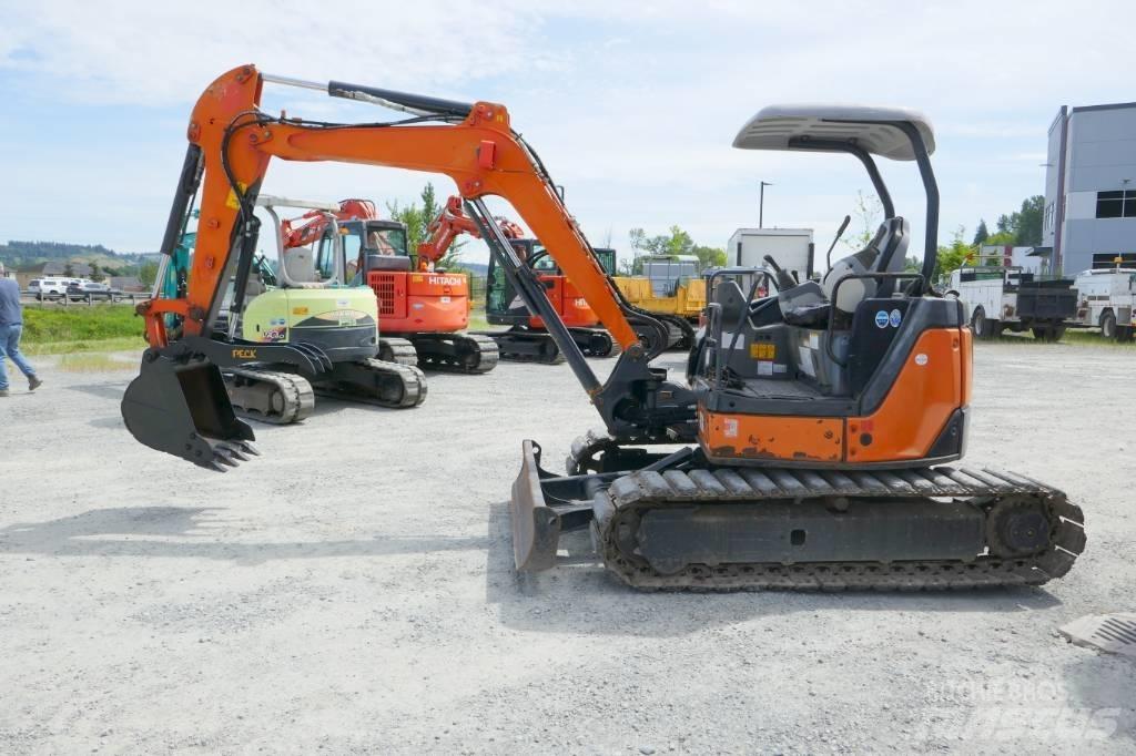 Hitachi ZX40U-3 Minigrävare < 7t