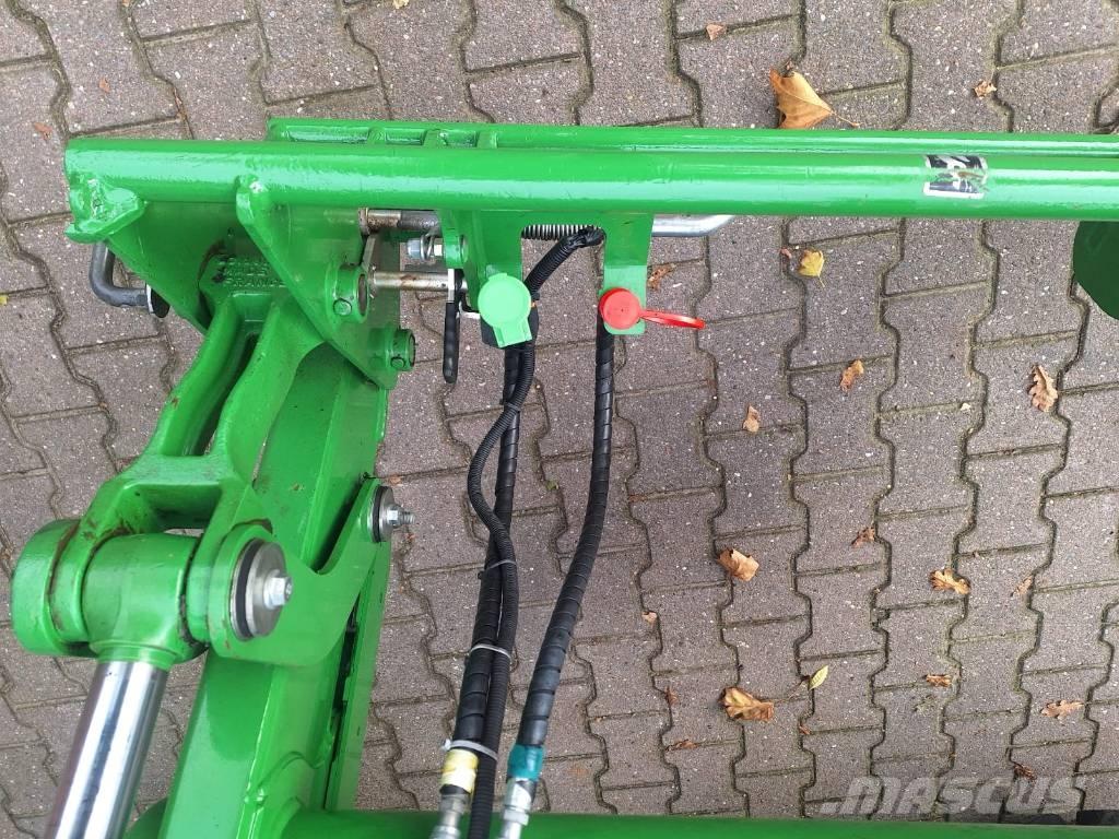 John Deere 5075M Traktorer