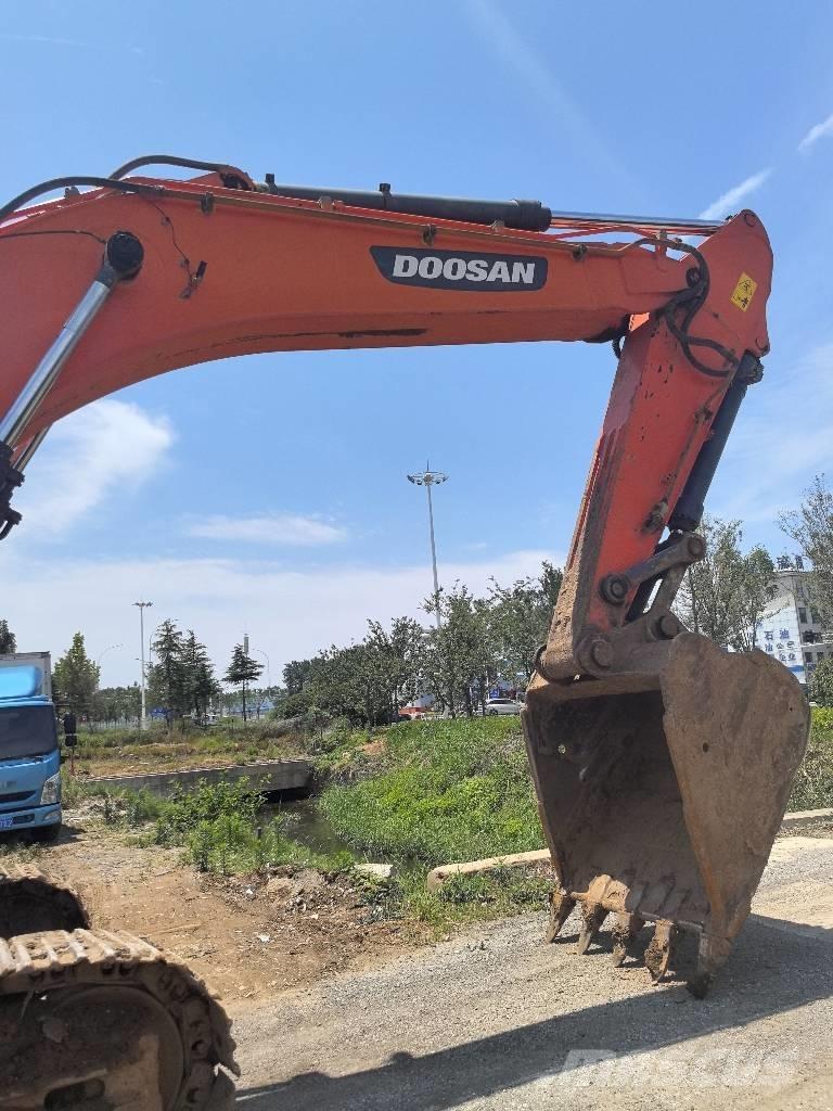 Doosan DX 340 LC-9C Bandgrävare
