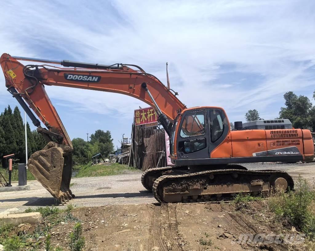 Doosan DX 340 LC-9C Bandgrävare