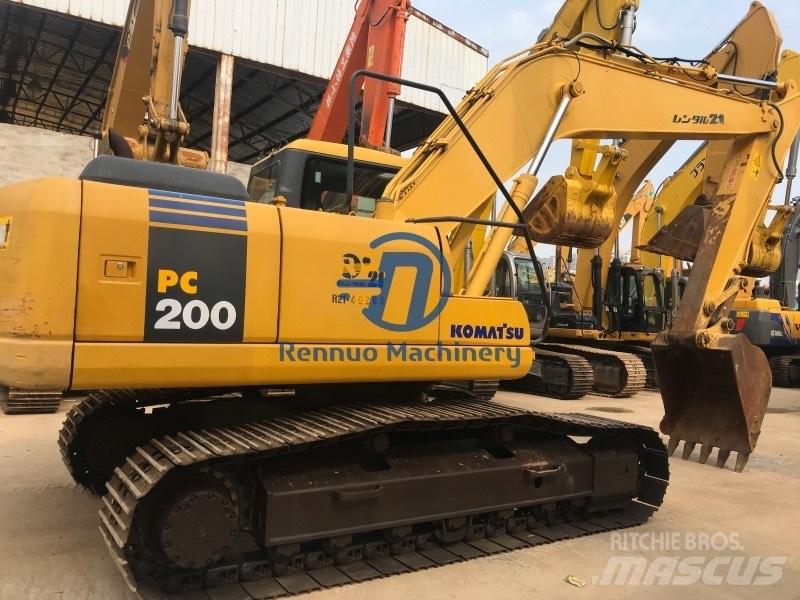 Komatsu PC200-7 Bandgrävare