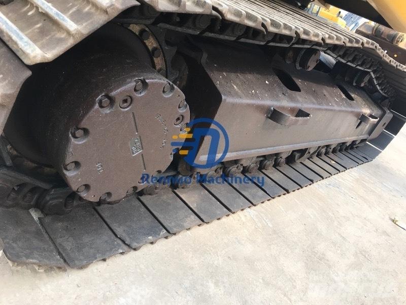 Komatsu PC200-7 Bandgrävare
