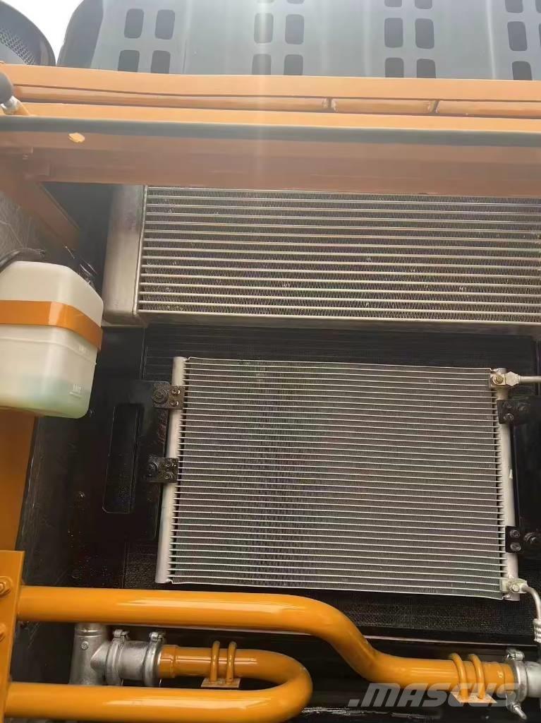 Sany SY 235 H Bandgrävare