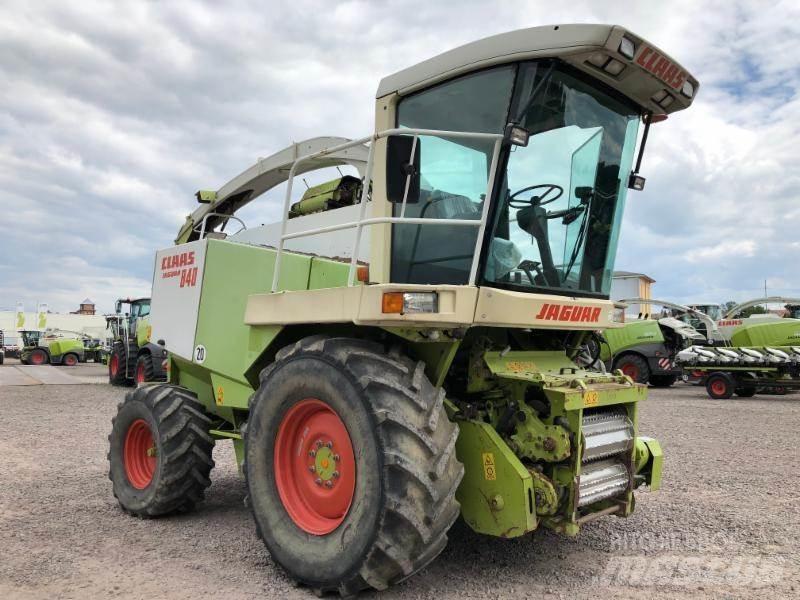 CLAAS JAGUAR 840 Självgående fälthackar
