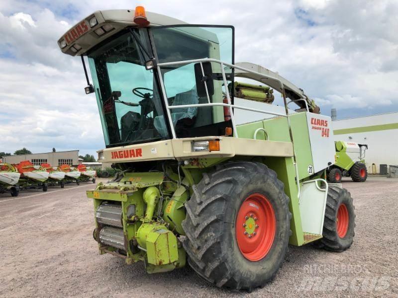 CLAAS JAGUAR 840 Självgående fälthackar