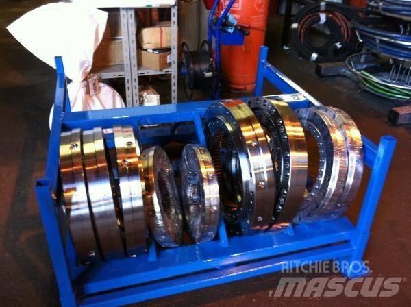  Bogie Bearings Band, kedjor och underreden