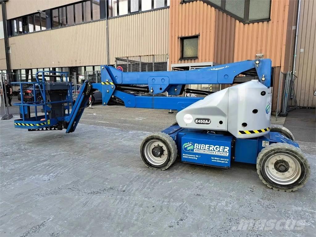 JLG E450AJ Bomliftar