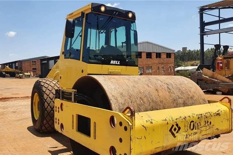 Bomag BW212D-40 Kombivältar