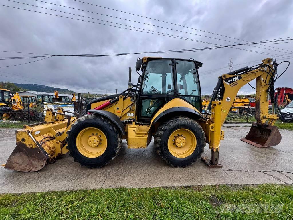 CAT 444 E Grävlastare