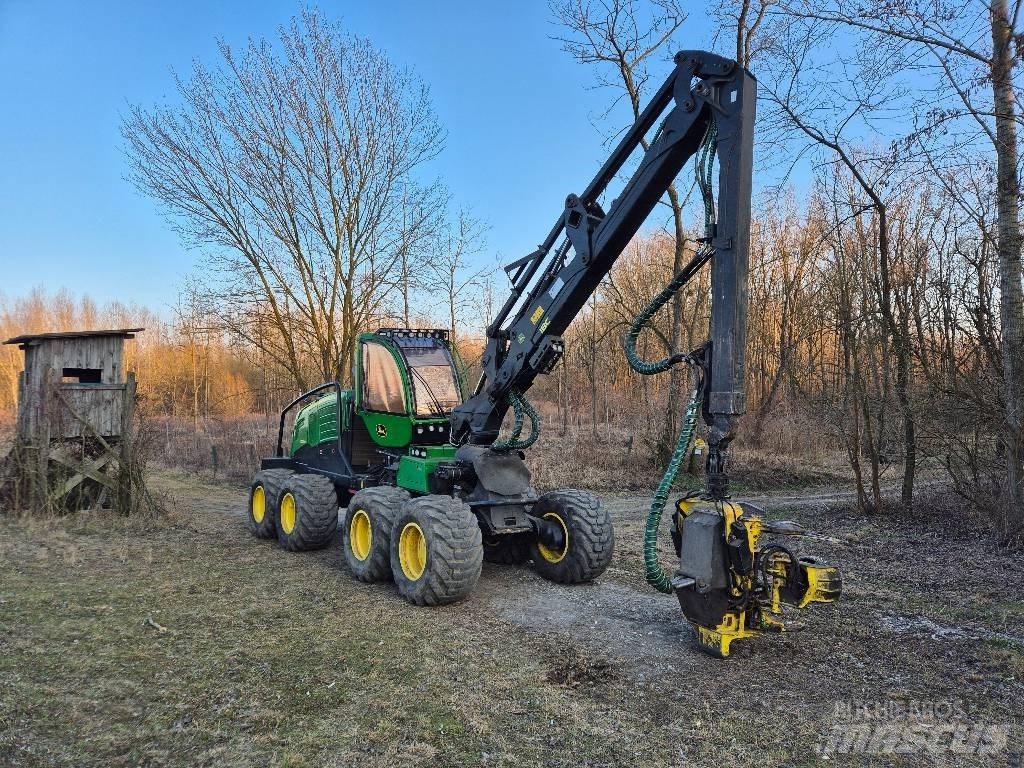 John Deere 1270 G Skördare