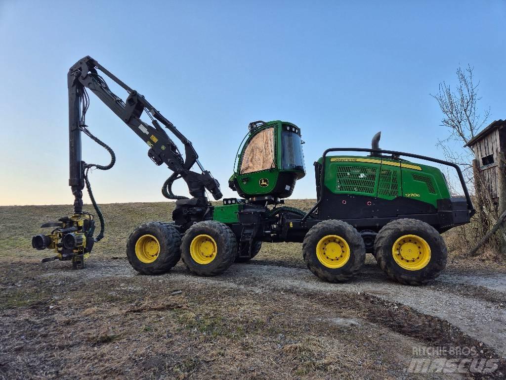 John Deere 1270 G Skördare