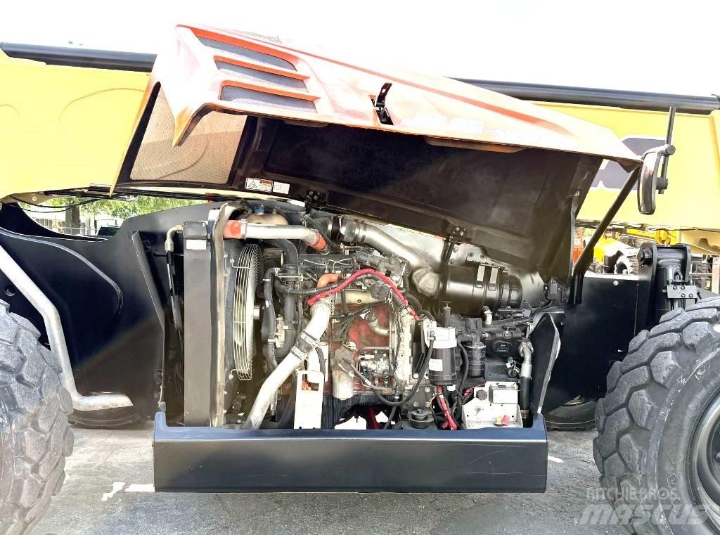 JLG 1055 Teleskoplastare