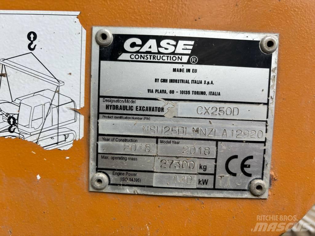 CASE CX 250 D Bandgrävare
