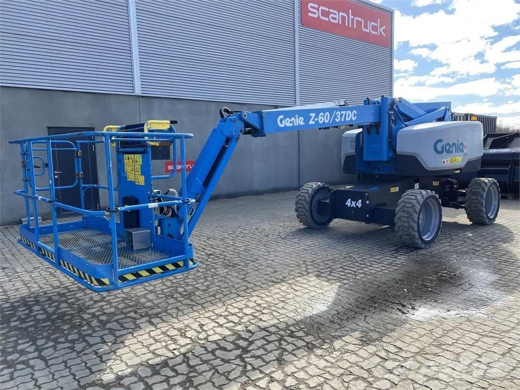 Genie Z60/37 DC Bomliftar