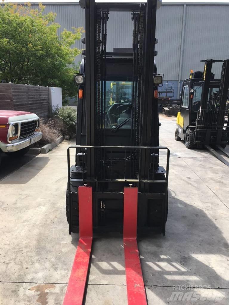 Hyster H3.0TX Gasolmotviktstruckar
