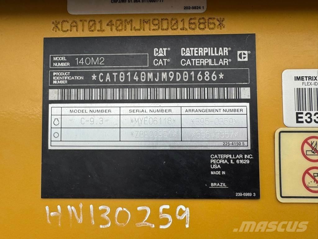 CAT 140M2 Väghyvlar