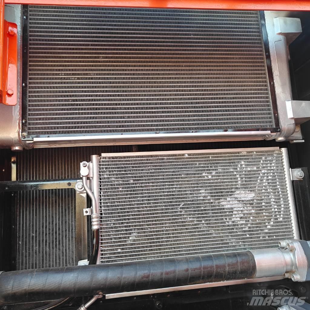 Doosan DX300LC-9C Bandgrävare