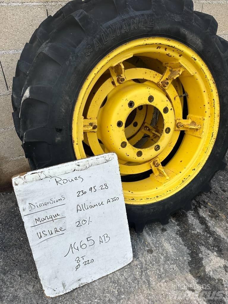 Alliance 230/95R28 Däck, hjul och fälgar