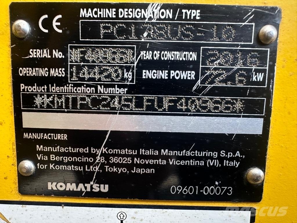 Komatsu PC 138 US-10 Bandgrävare