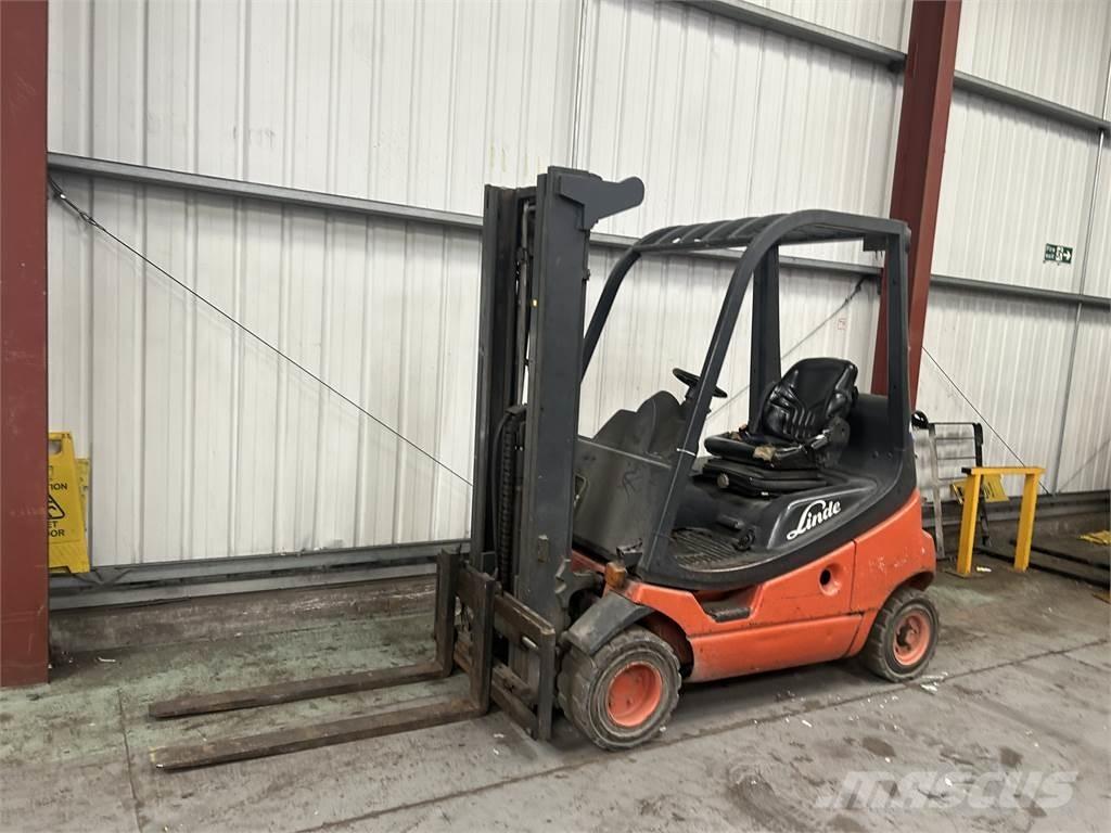 Linde H20T-03 Gasolmotviktstruckar