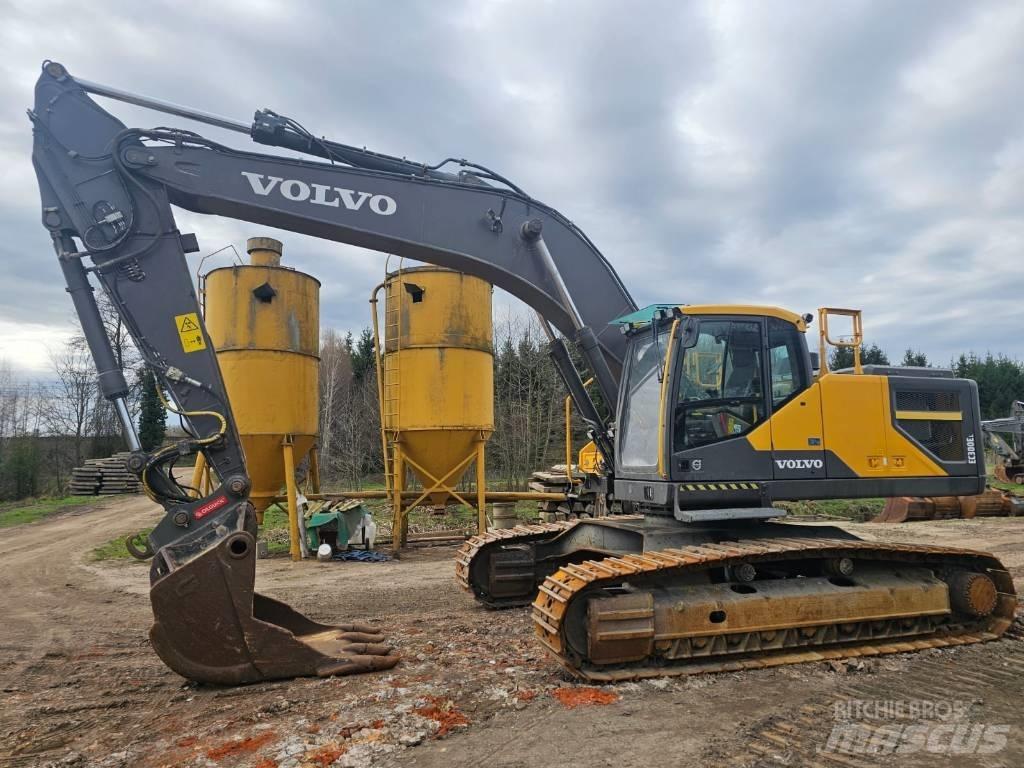 Volvo EC 300 EL Bandgrävare