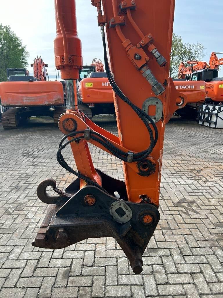 Hitachi ZX 140 W-3 Hjulgrävare