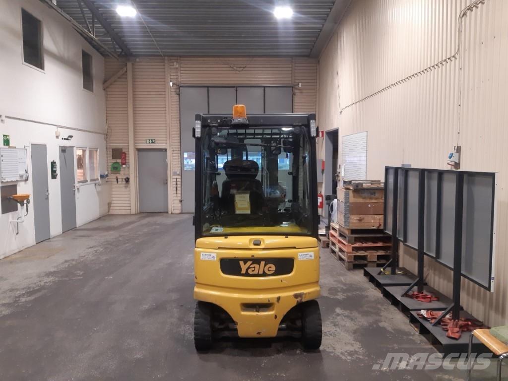 Yale ERP25VL Elmotviktstruckar