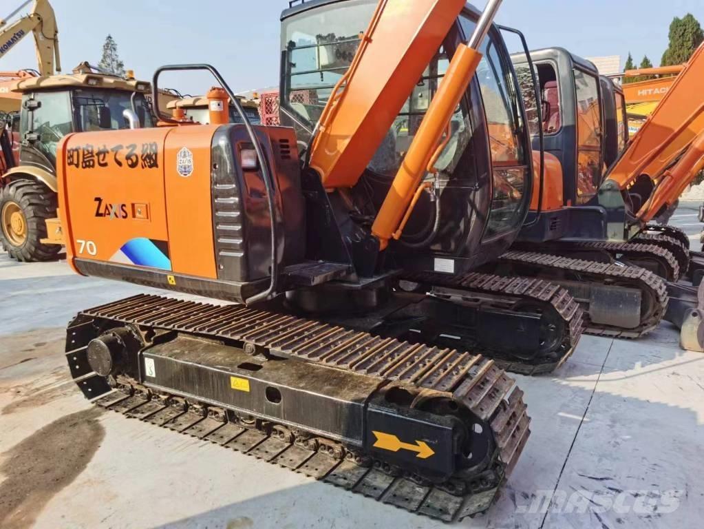 Hitachi ZX 70 Midigrävmaskiner 7t - 12t