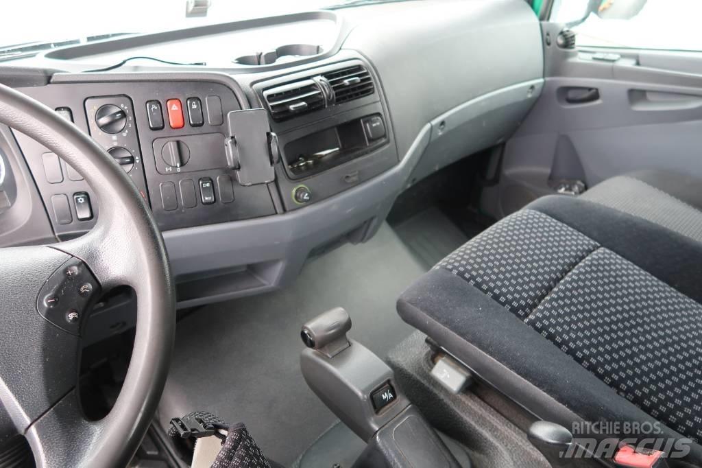 Mercedes-Benz 822 L Flakbilar/Pickuper