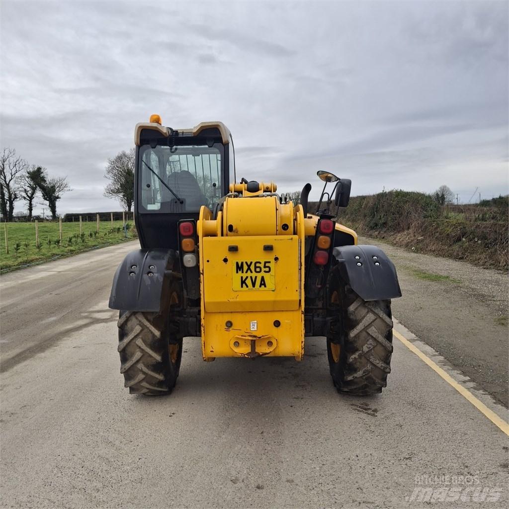 JCB 535-125 Hiviz Teleskoplastare