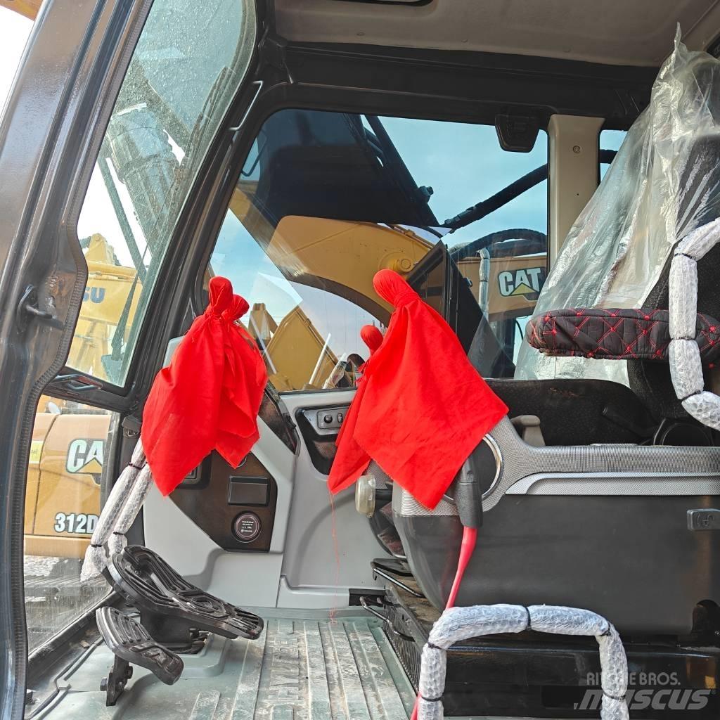 Hyundai 220VS Bandgrävare