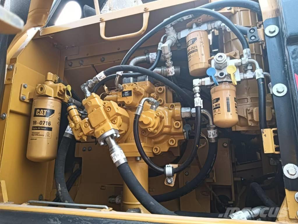 CAT 336 GC Bandgrävare